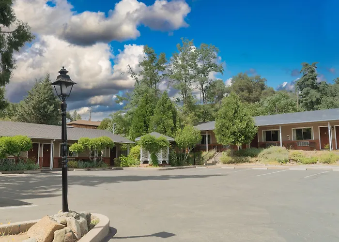 America'S Best Value Inn Mariposa Lodge